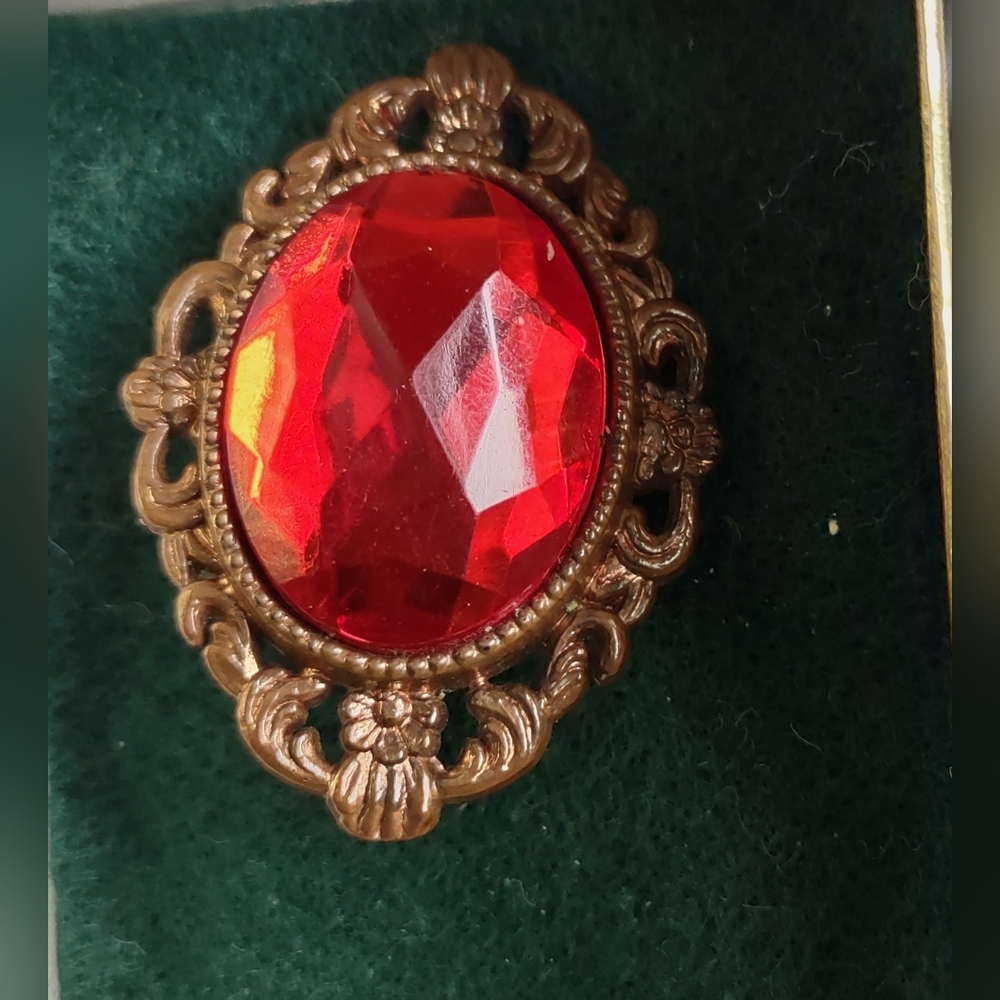 Vintage Red Rhinestone Brooch - Picture 8 of 8
